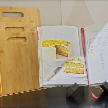 Cosy & Modern Centre شقة *