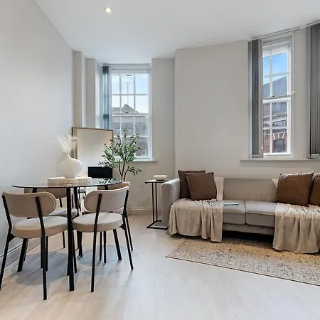 Cosy & Modern Centre *