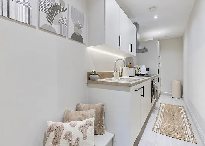 Cosy & Modern Centre *