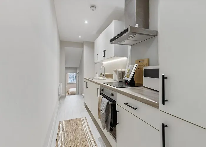 Cosy & Modern Centre *